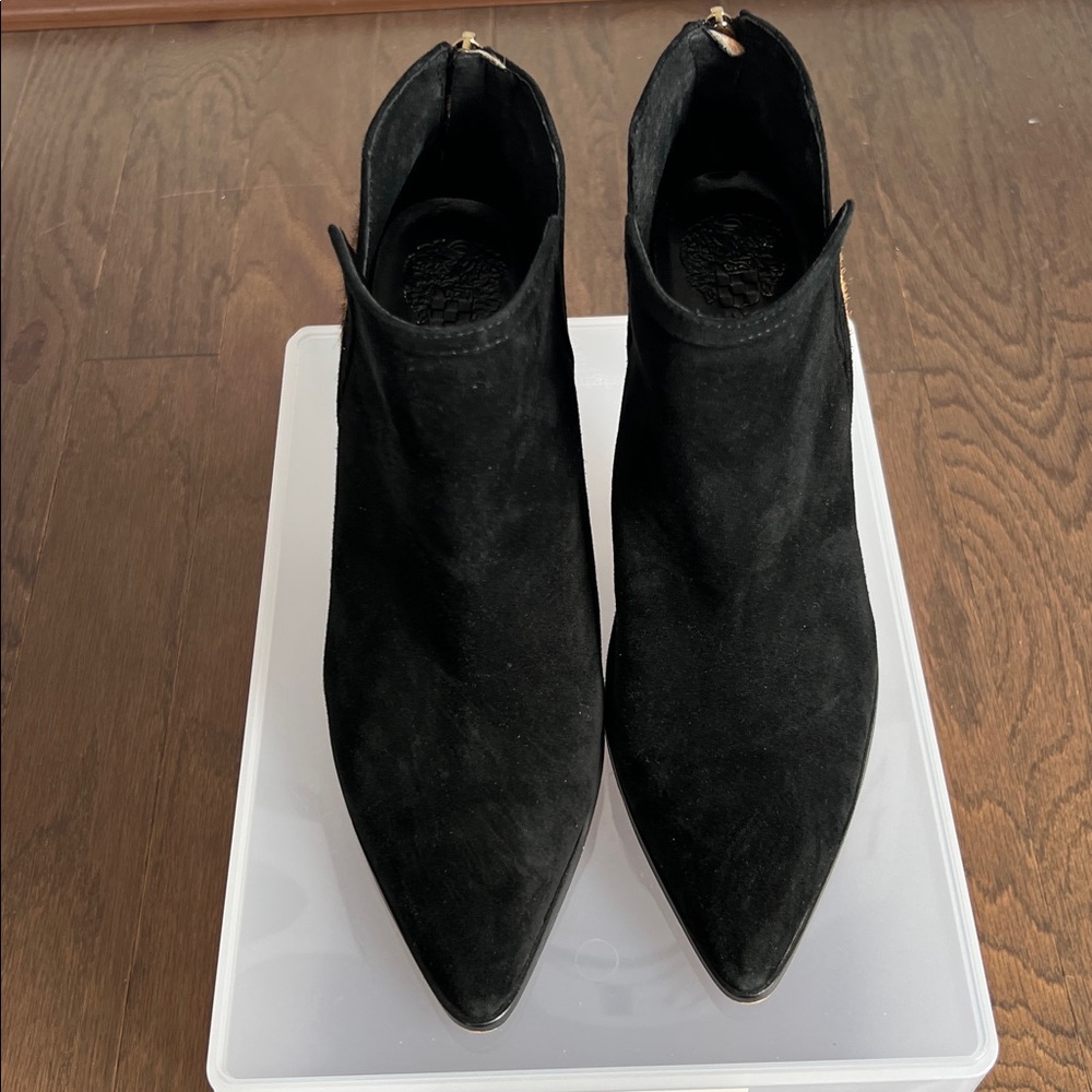 Vince Camuto Pentila Ankle Boots - Picture 4 of 11